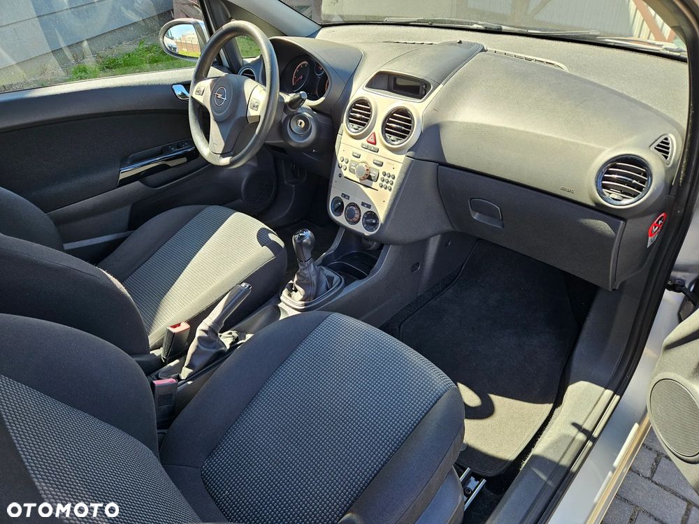 Opel Corsa - 13