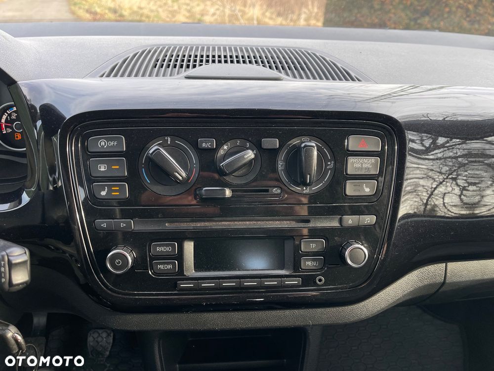 Volkswagen up! Eco (BlueMotion Technology) move - 11