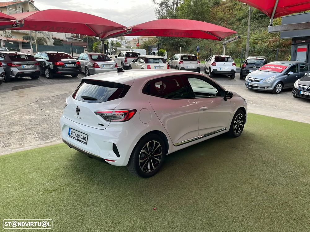 Renault Clio 1.6 E-Tech Full Hybrid RS Line - 6