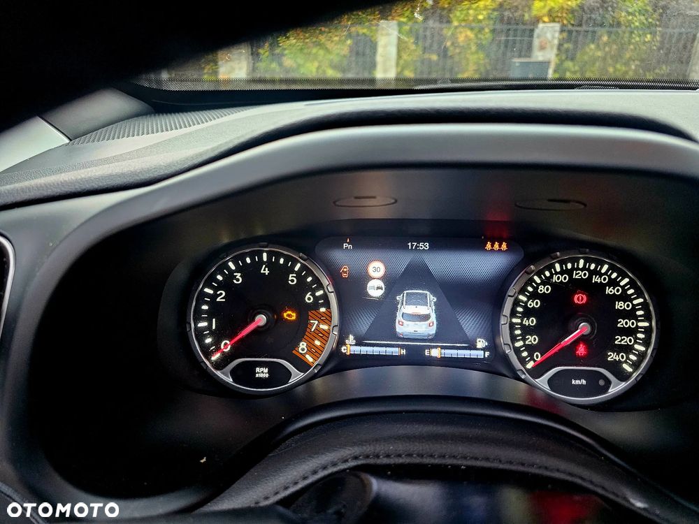 Jeep Renegade - 17