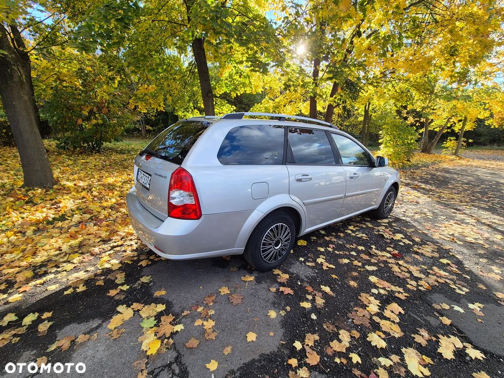 Chevrolet Nubira - 29