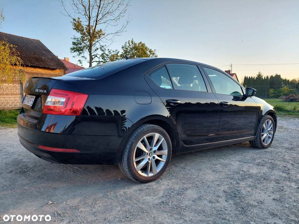 Skoda Octavia 1.5 TSI ACT Style DSG - 9