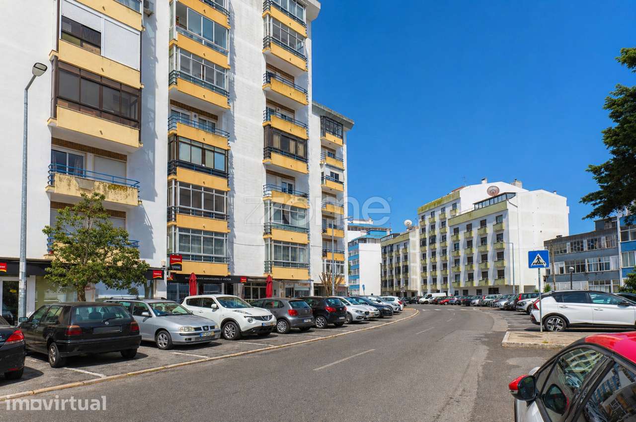 Apartamento T3 à Venda em Rinchoa - Grande imagem: 2/23