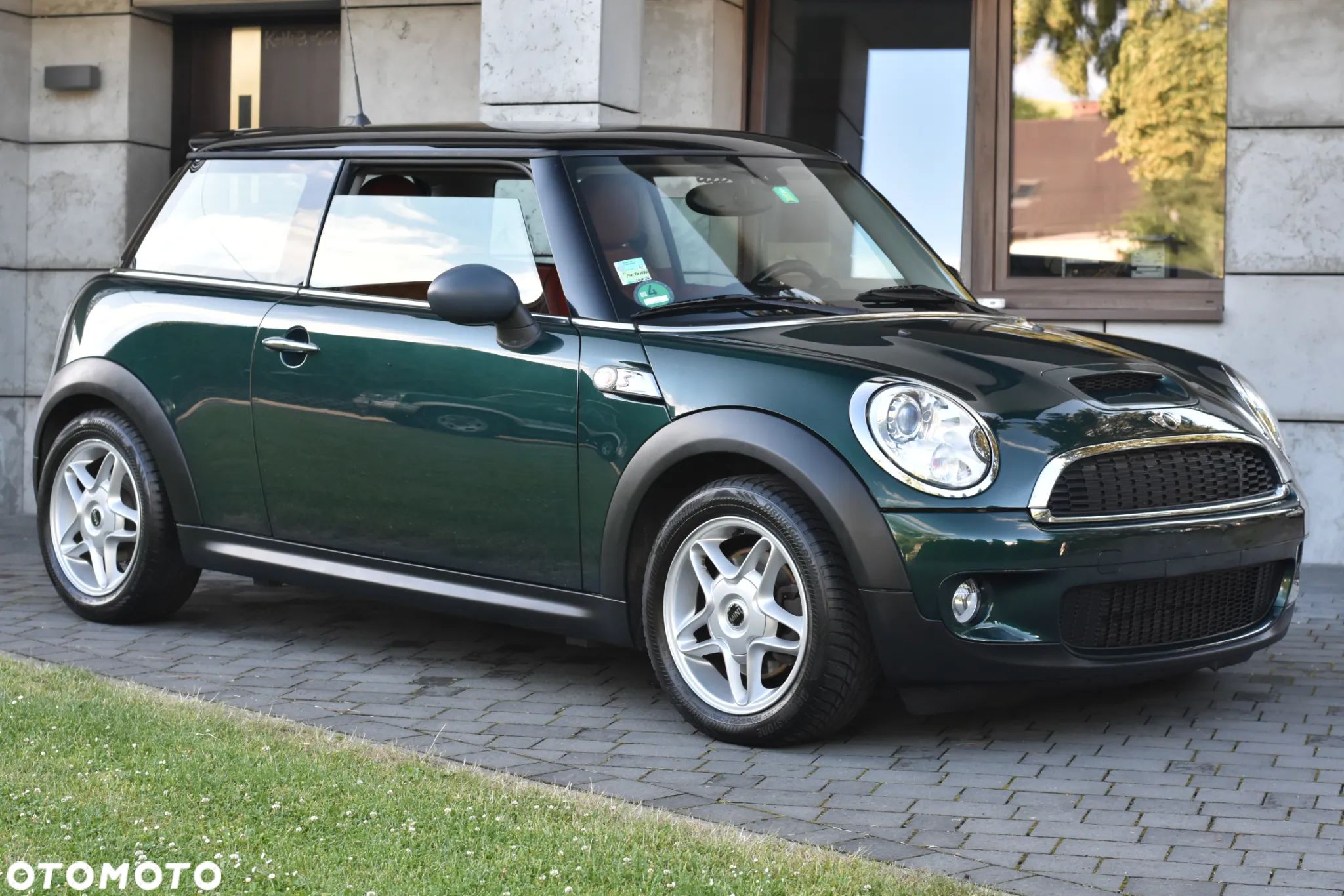 MINI Cooper S 50 Mayfair - 1