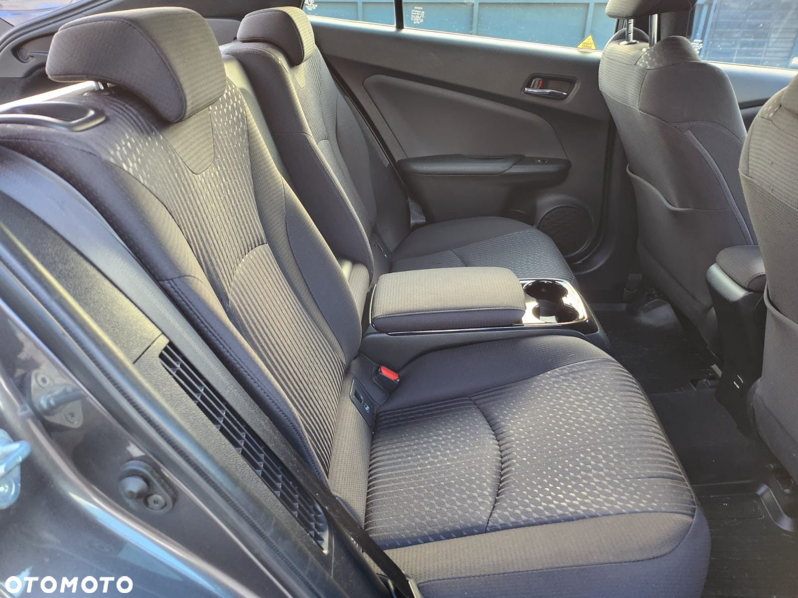 Toyota Prius Plug-in 1.8 Hybrid Prestige - 24