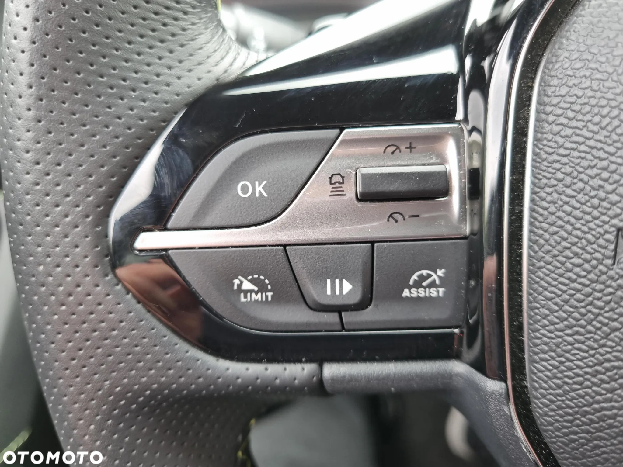 Peugeot 308 1.2 PureTech GT S&S EAT8 - 25