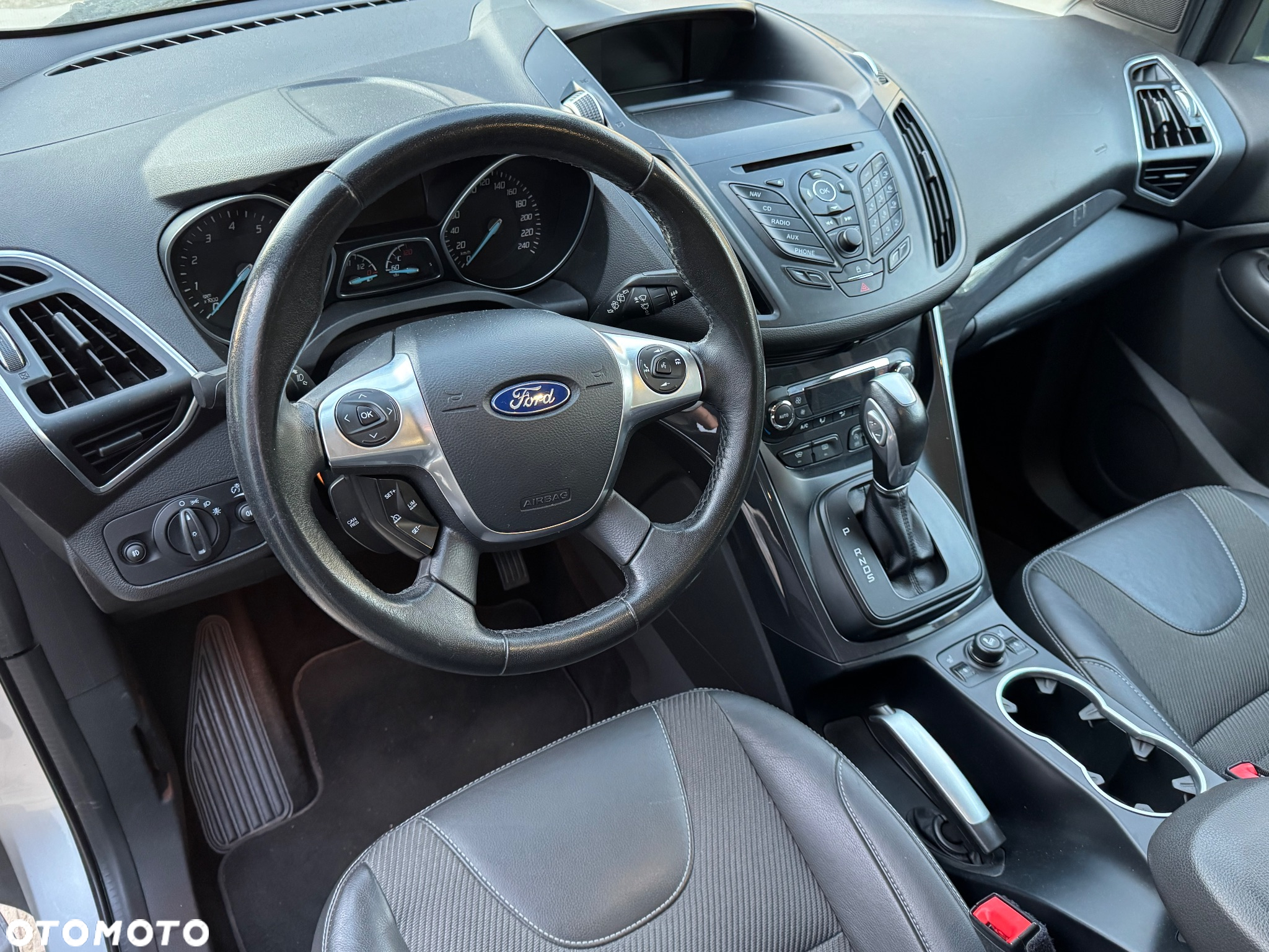Ford Kuga 1.5 EcoBoost 4WD Titanium - 14