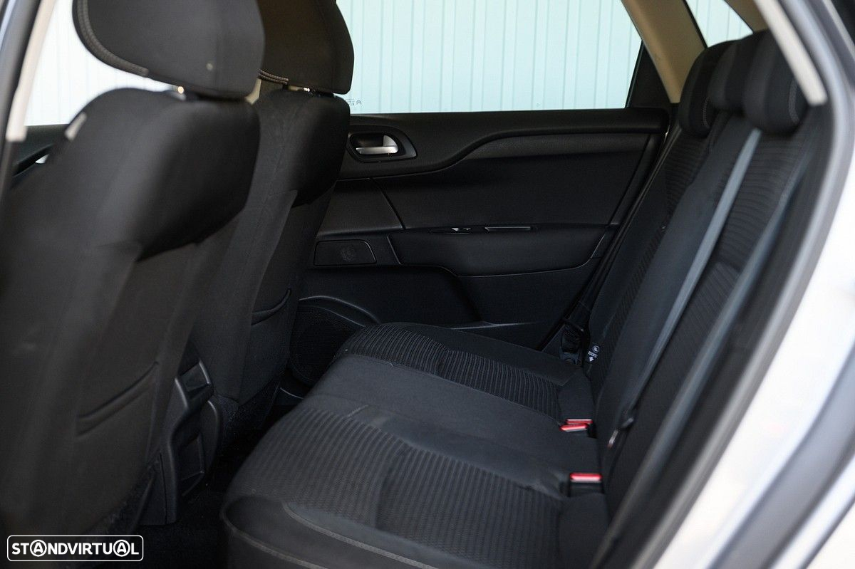 Citroën C4 1.6 BlueHDi Feel EAT6 - 38