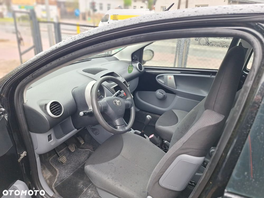 Toyota Aygo - 9
