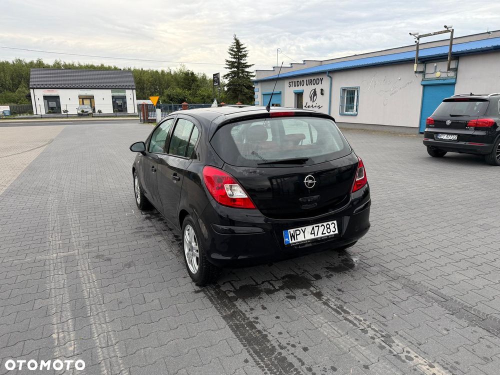 Opel Corsa 1.2 16V - 2
