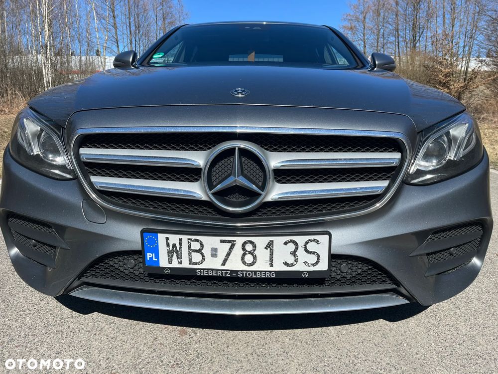 Mercedes-Benz Klasa E 400 d 4-Matic 9G-TRONIC - 27