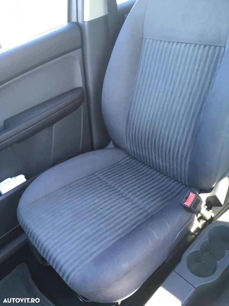 Ford C-Max - 12