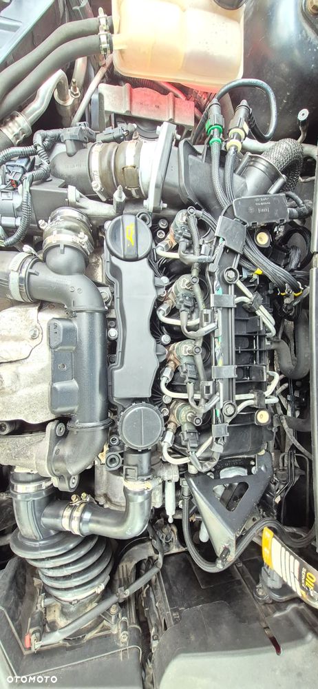 Ford Focus 1.6 TDCi Sport - 22