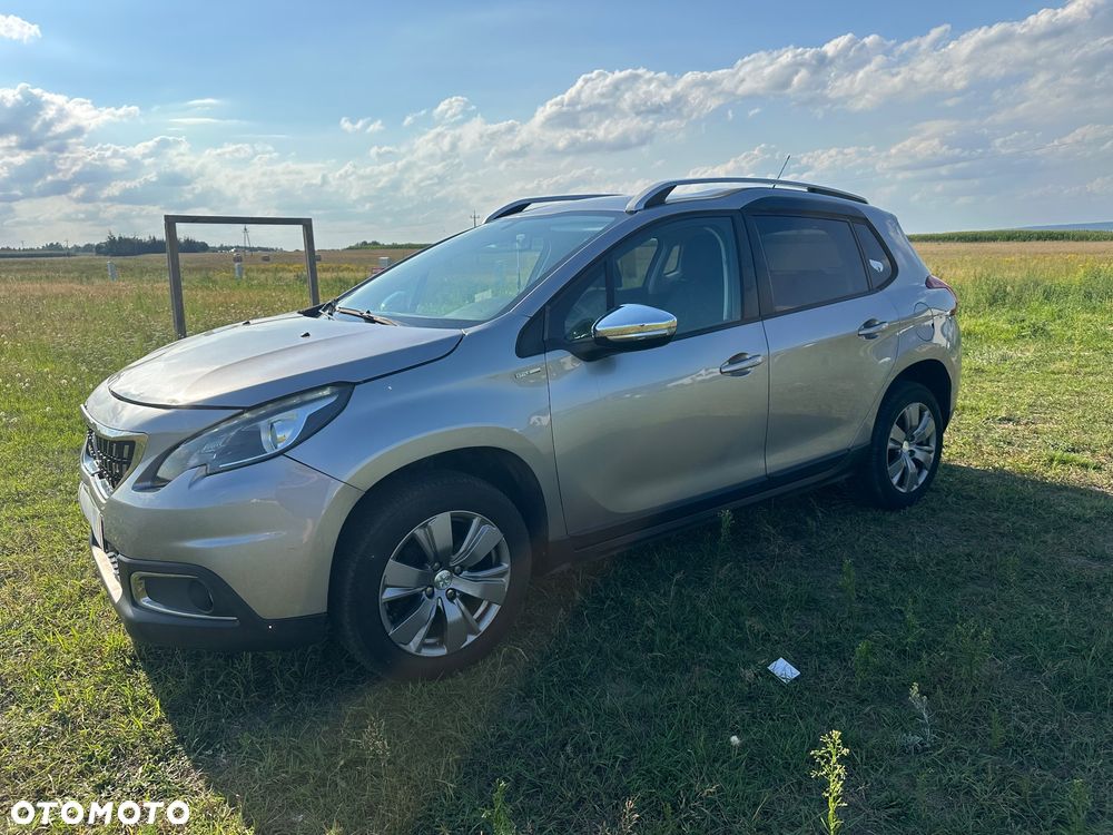 Peugeot 2008 PureTech 82 Allure - 1