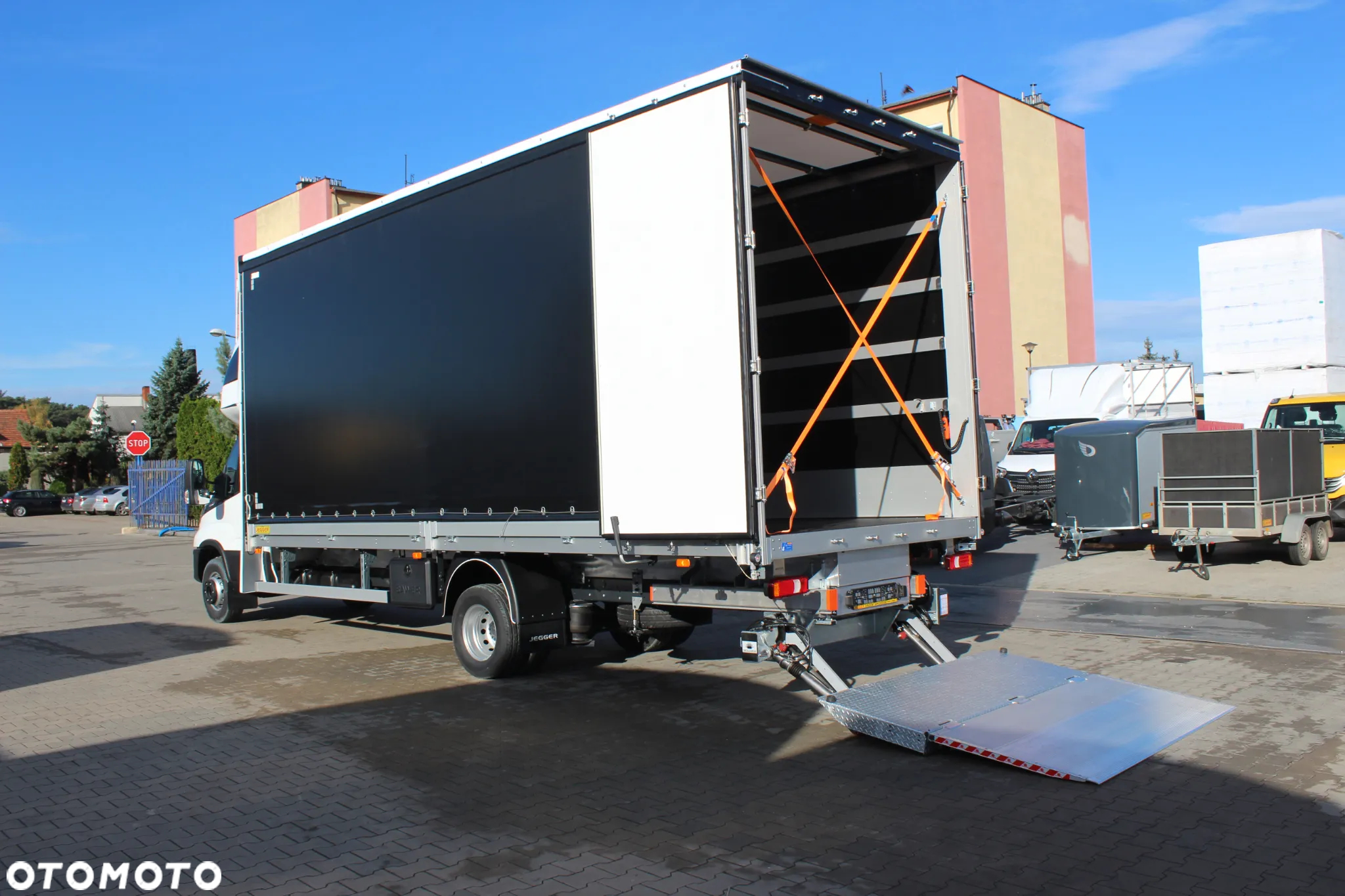 Iveco Daily - 16
