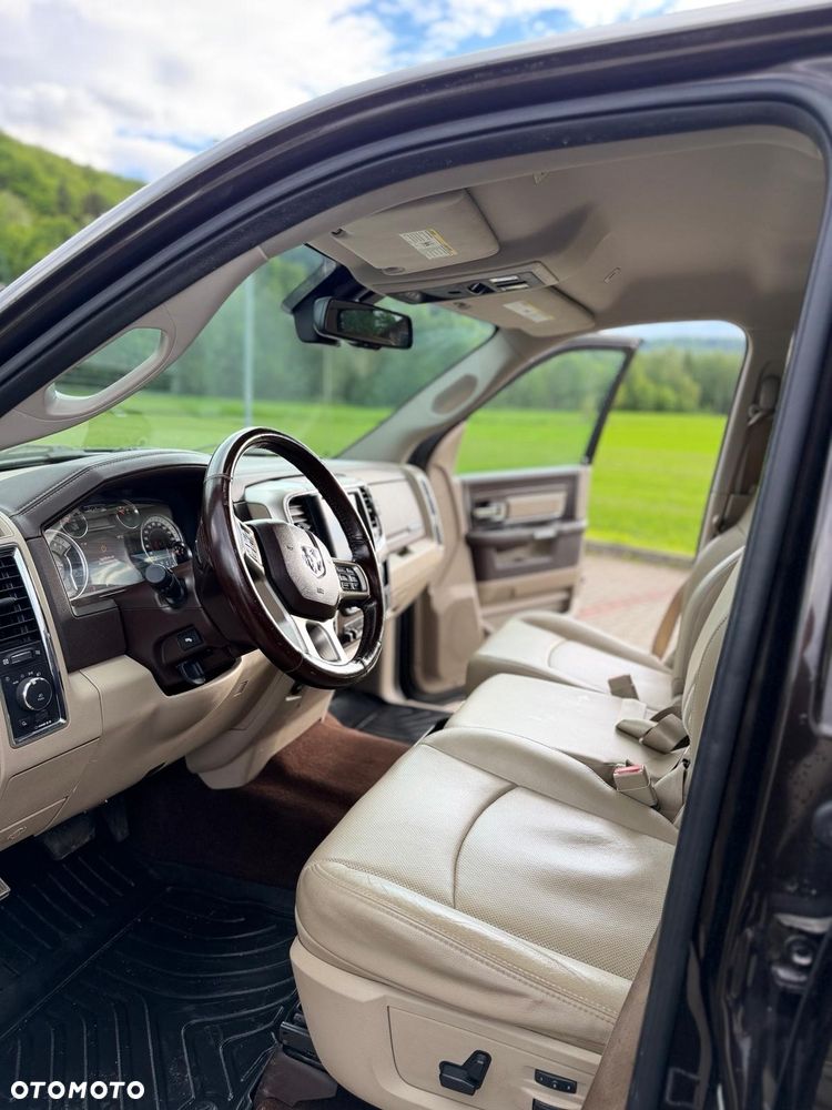 RAM 1500 Crew Cab Laramie - 9