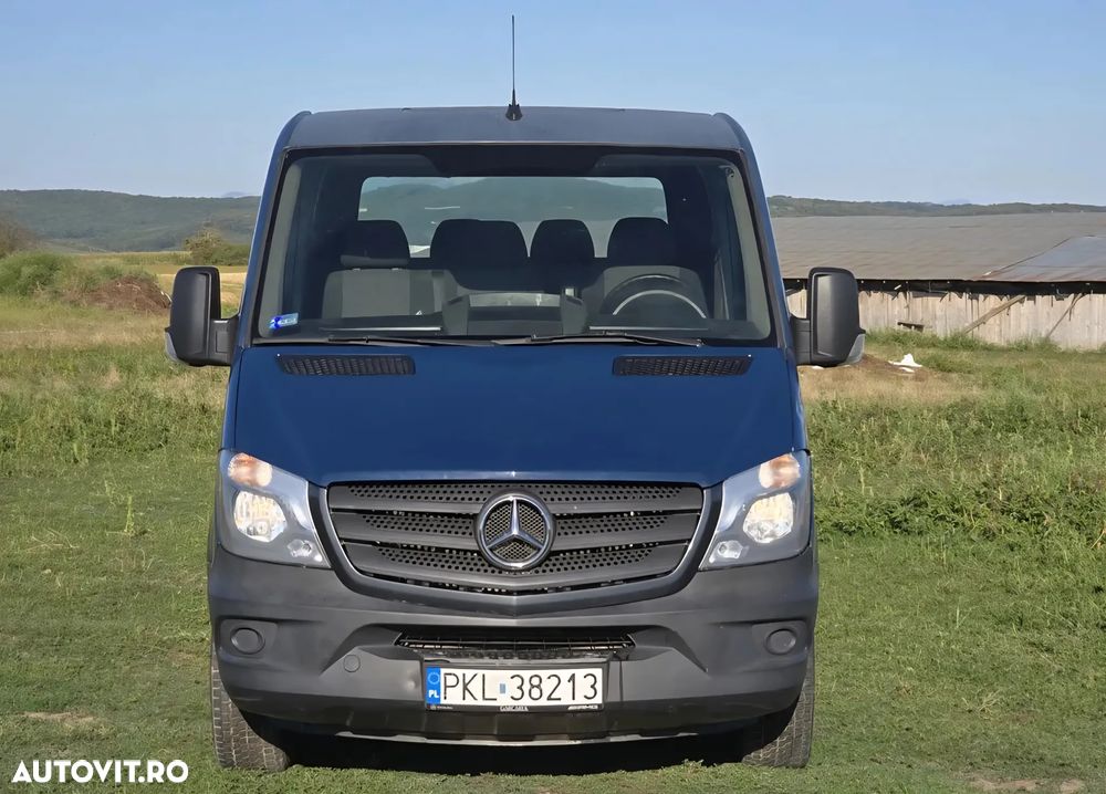 Mercedes-Benz Sprinter - 11