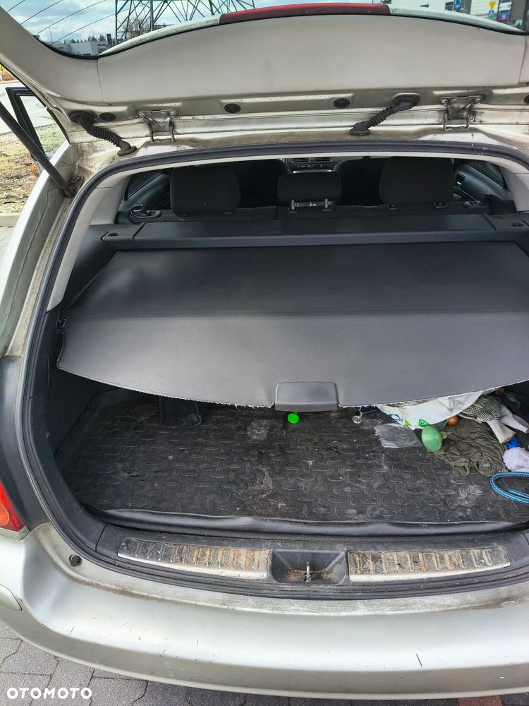 Toyota Avensis 2.0 D-4D High - 6