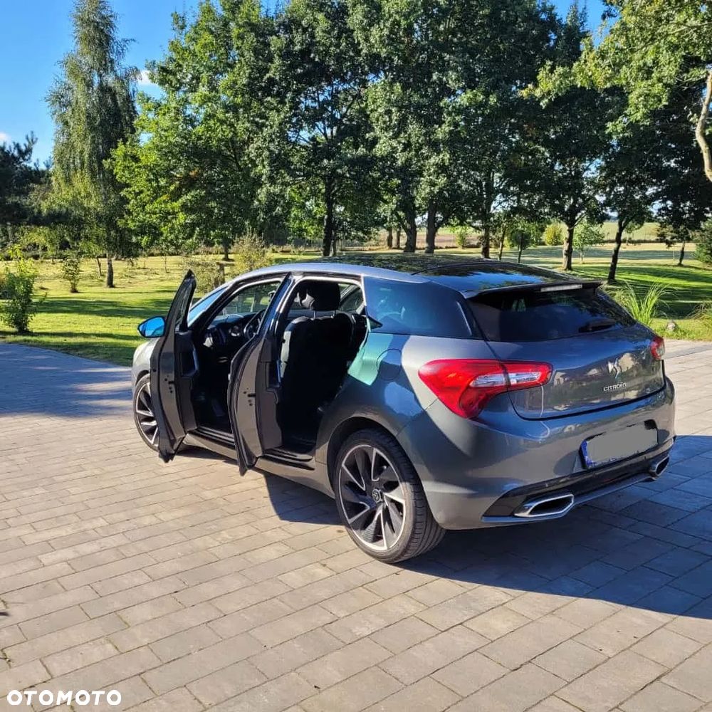 Citroën DS5 2.0 HDi Pure Pearl - 2