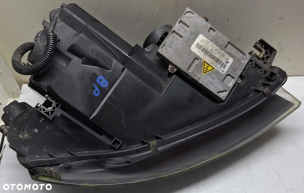 KPL . LAMP BIXENON LEWA i PRAWA -AUDI A3/8P - EUROPA - 8