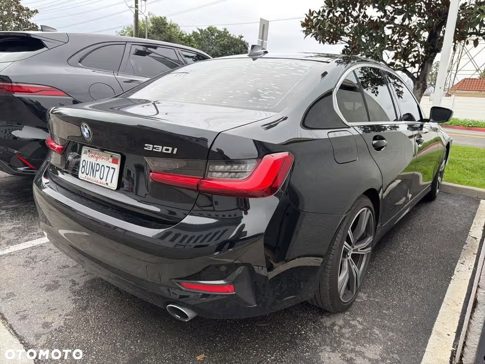 BMW Seria 3 330i GPF M Sport - 3