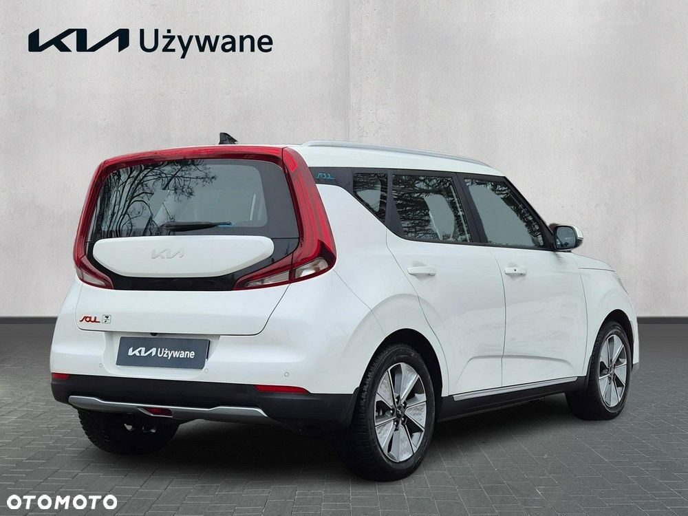 Kia Soul 64kWh M - 6