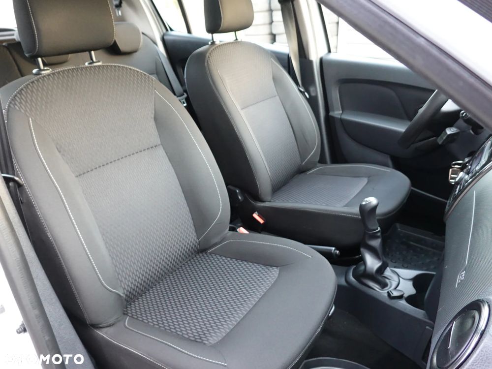 Dacia Sandero 1.0 SCe Laureate - 16