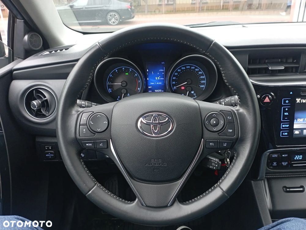 Toyota Auris 1.6 Premium - 12