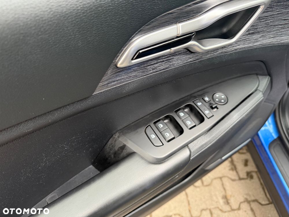 Kia Sportage 1.6 T-GDI L Business Line 2WD DCT - 33