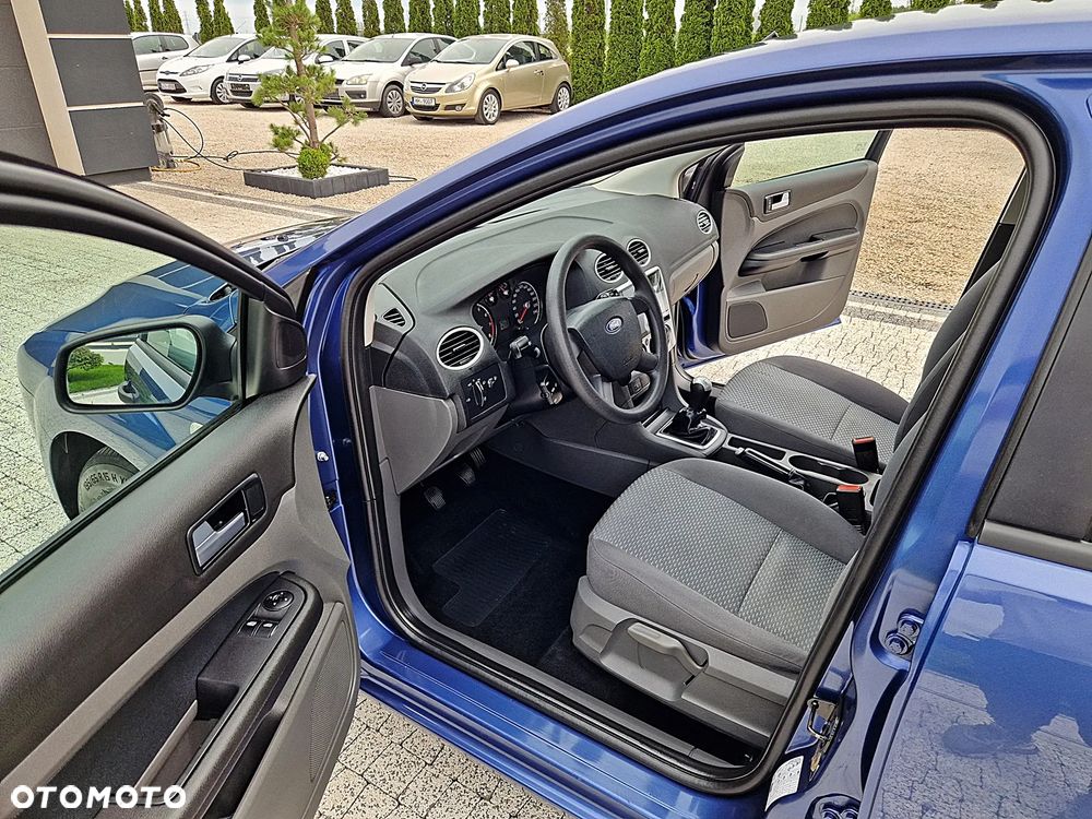 Ford Focus 1.6 16V Fun - 4