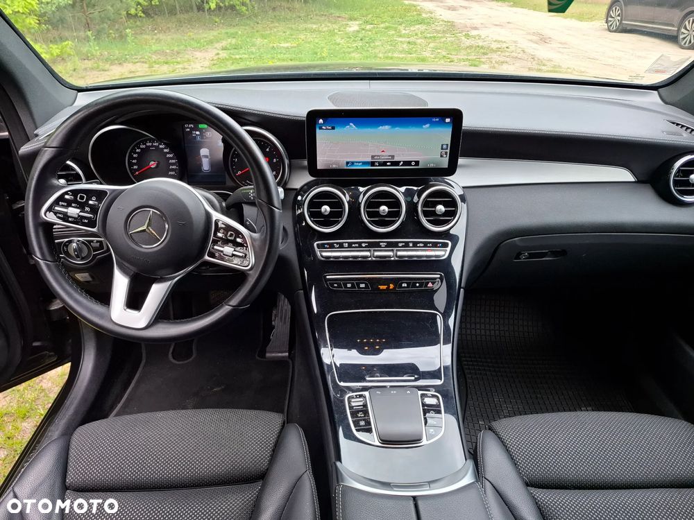 Mercedes-Benz GLC 300 de 4Matic 9G-TRONIC - 10