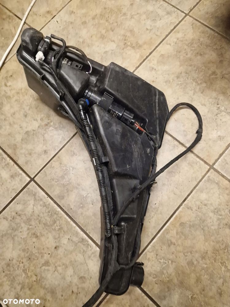 zbiornik spryskiwaczy audi sq5 80a955453b - 1