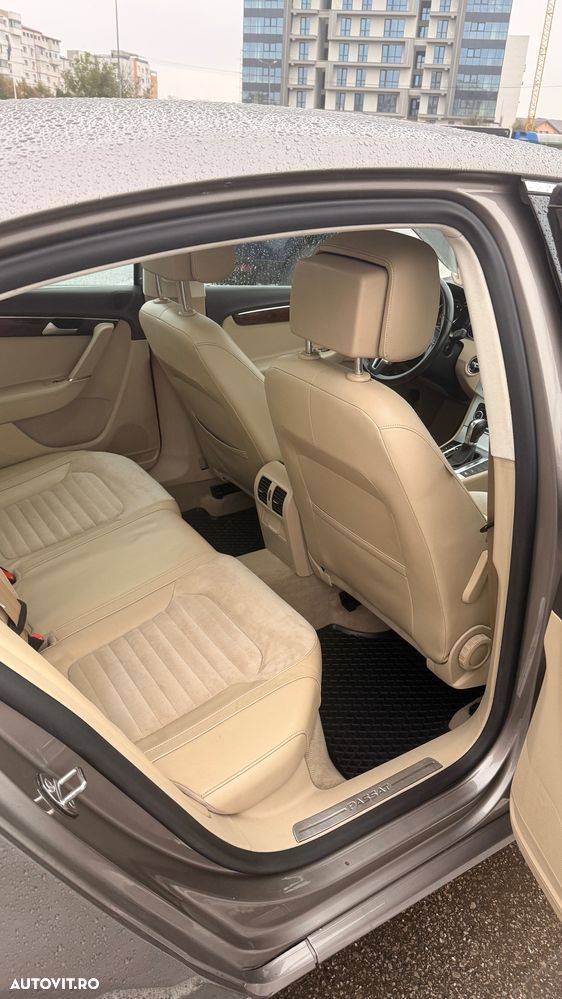 Volkswagen Passat - 8