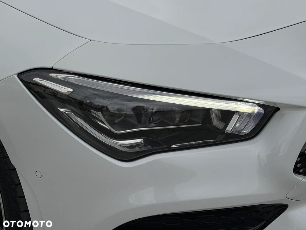 Mercedes-Benz CLA 250 4-Matic AMG Line 7G-DCT - 15