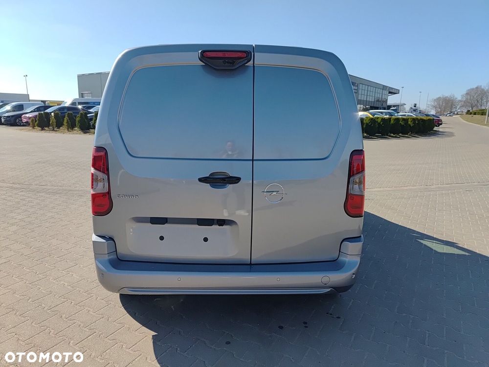 Opel Combo Cargo Combo Cargo Furgon M TECH Diesel 130KM Automat - 9