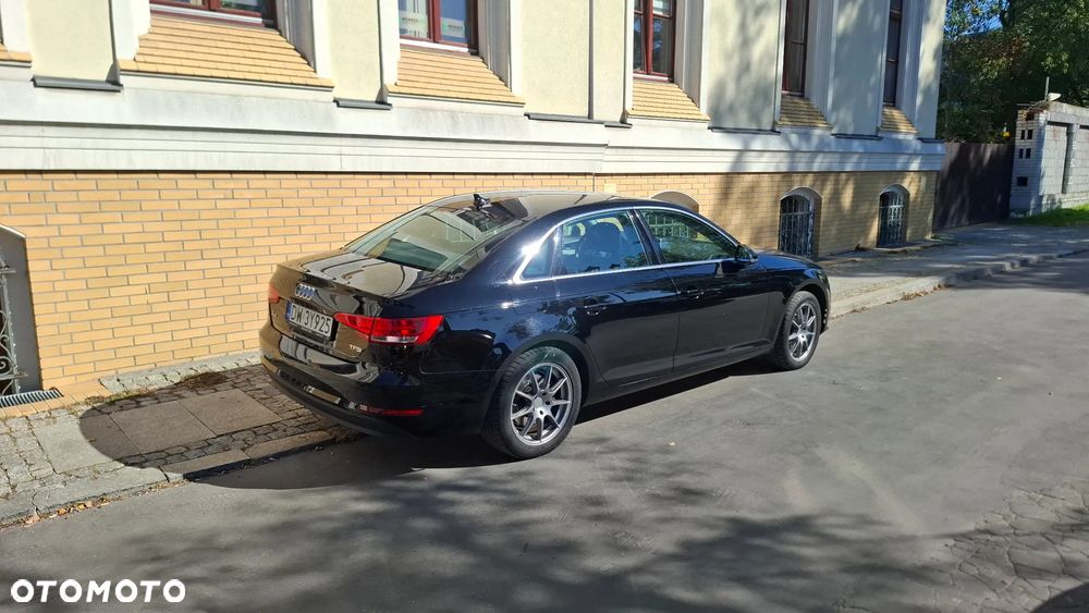 Audi A4 - 12