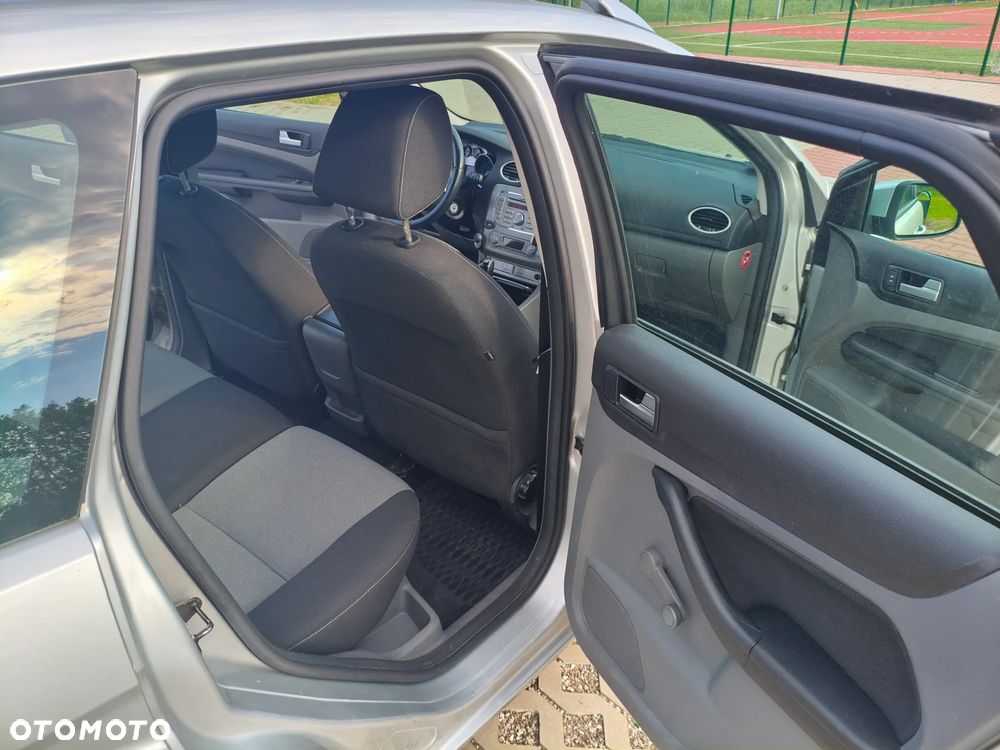 Ford Focus 1.8 TDCi Titanium - 16