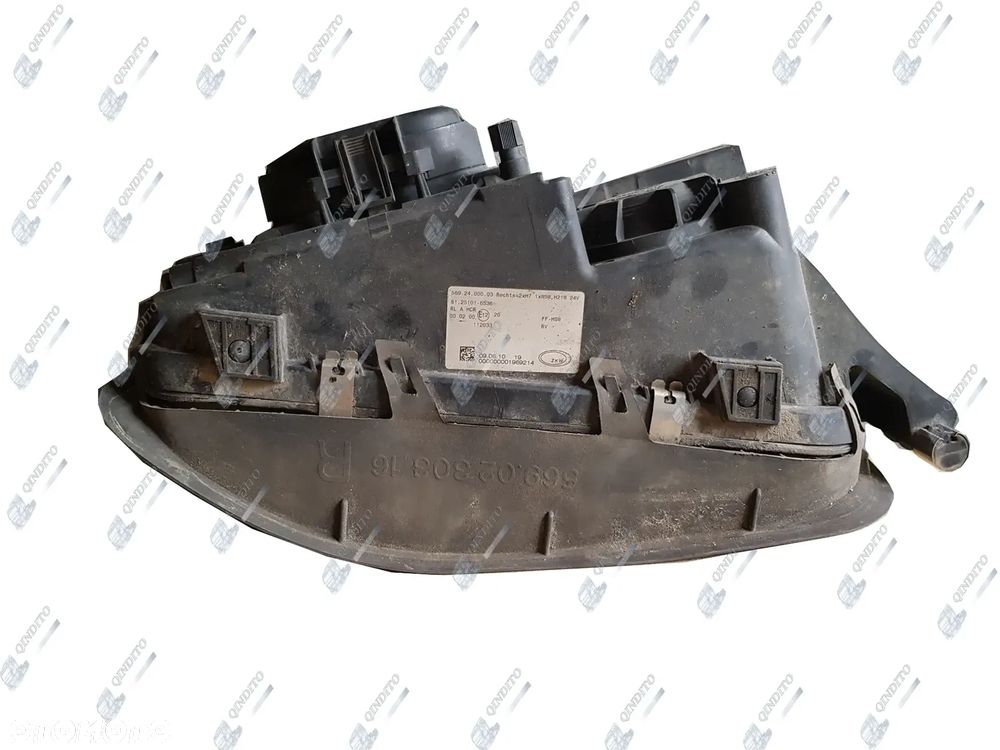 LAMPA REFLEKTOR LEWY/PRAWY  PRZÓD MAN TGL 81251016535 - 6