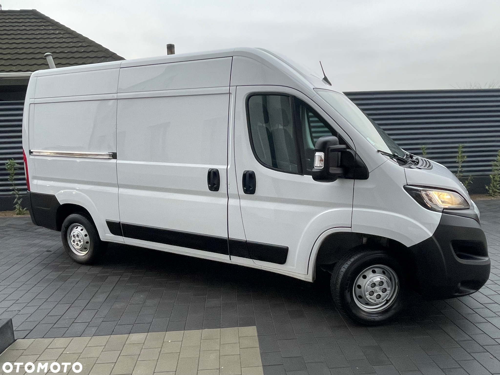 Peugeot Boxer HDi 333 L2H2 S&S Active - 9