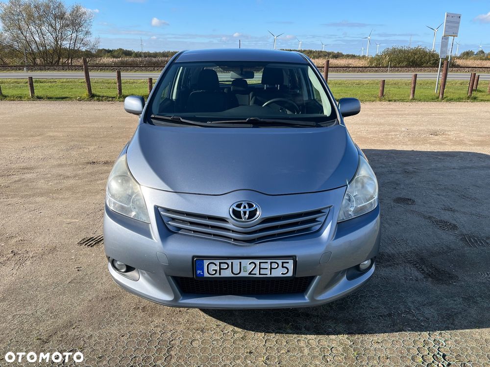 Toyota Verso 2.0 D-4D - 5