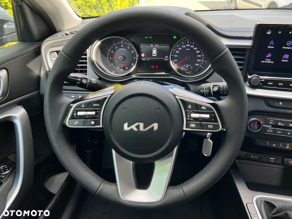 Kia Ceed 1.5 T-GDI M - 24