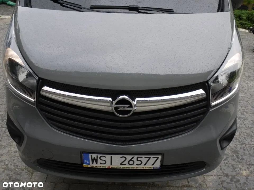 Opel Vivaro - 2