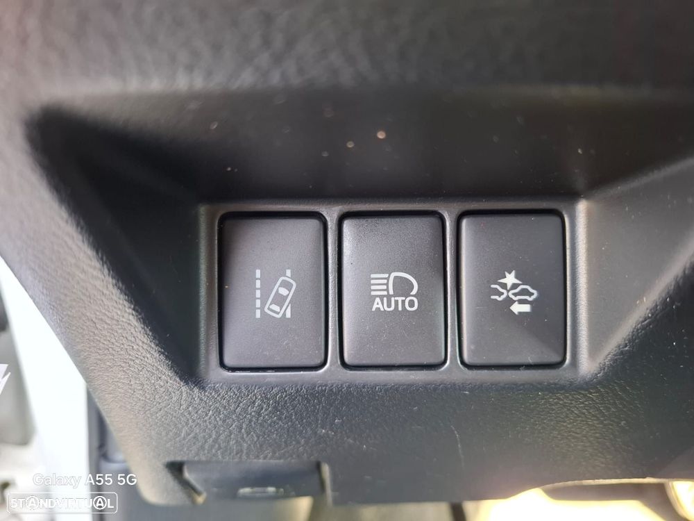 Toyota Yaris 1.5 HSD Square Collec.White - 43