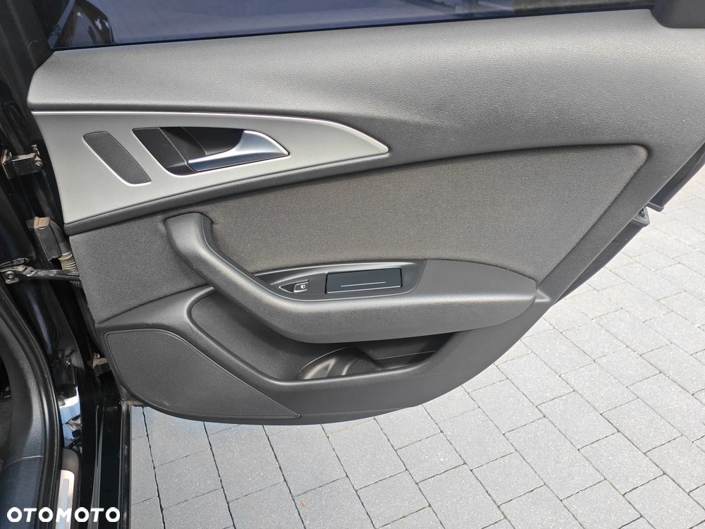 Audi A6 Avant - 17