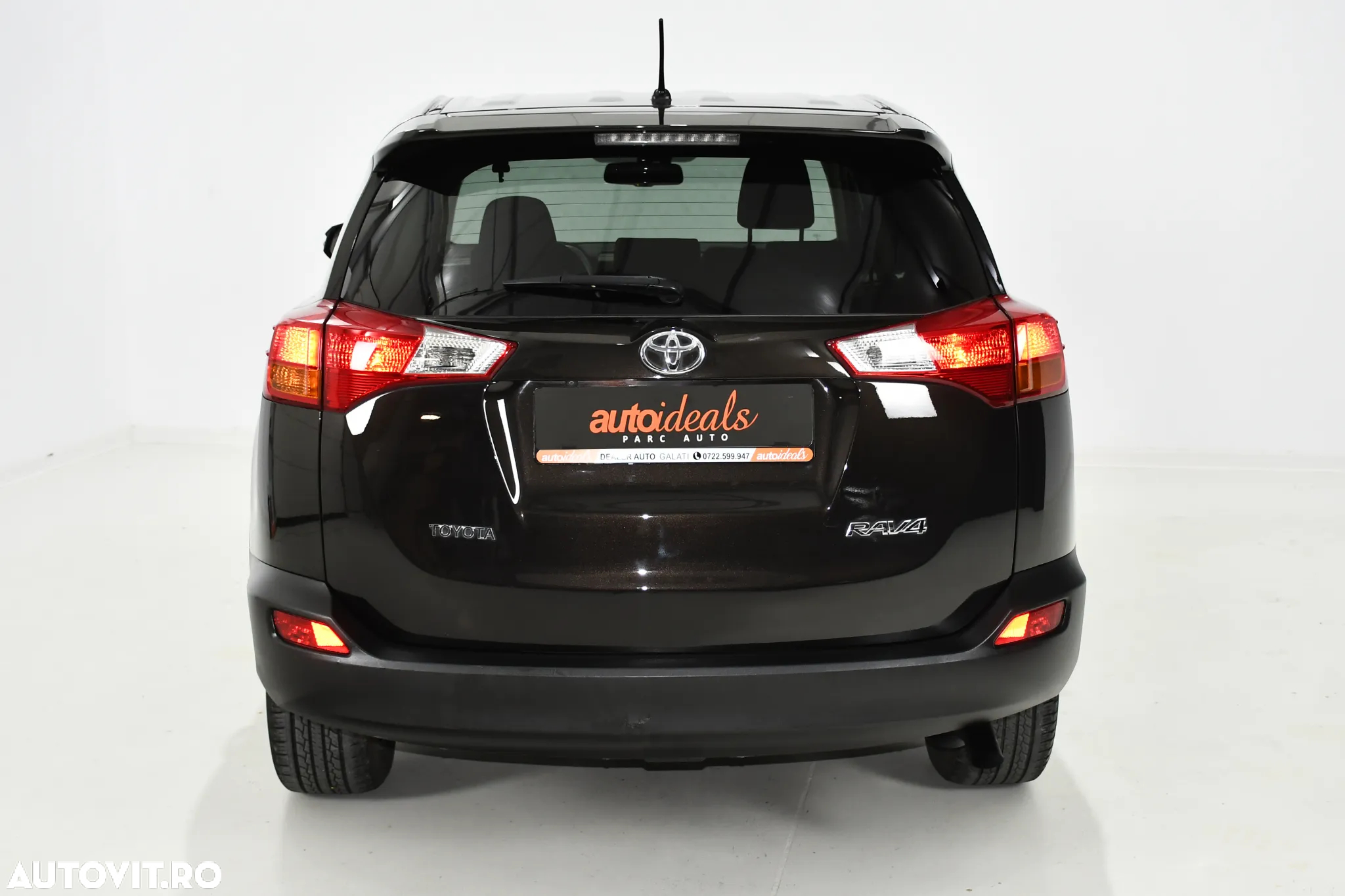 Toyota RAV4 2.0 D-4D 2WD Executive - 12