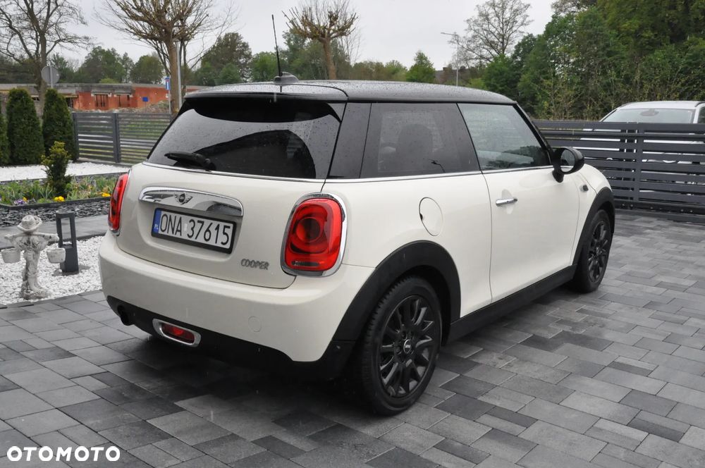 MINI Cooper John Works Trim - 10