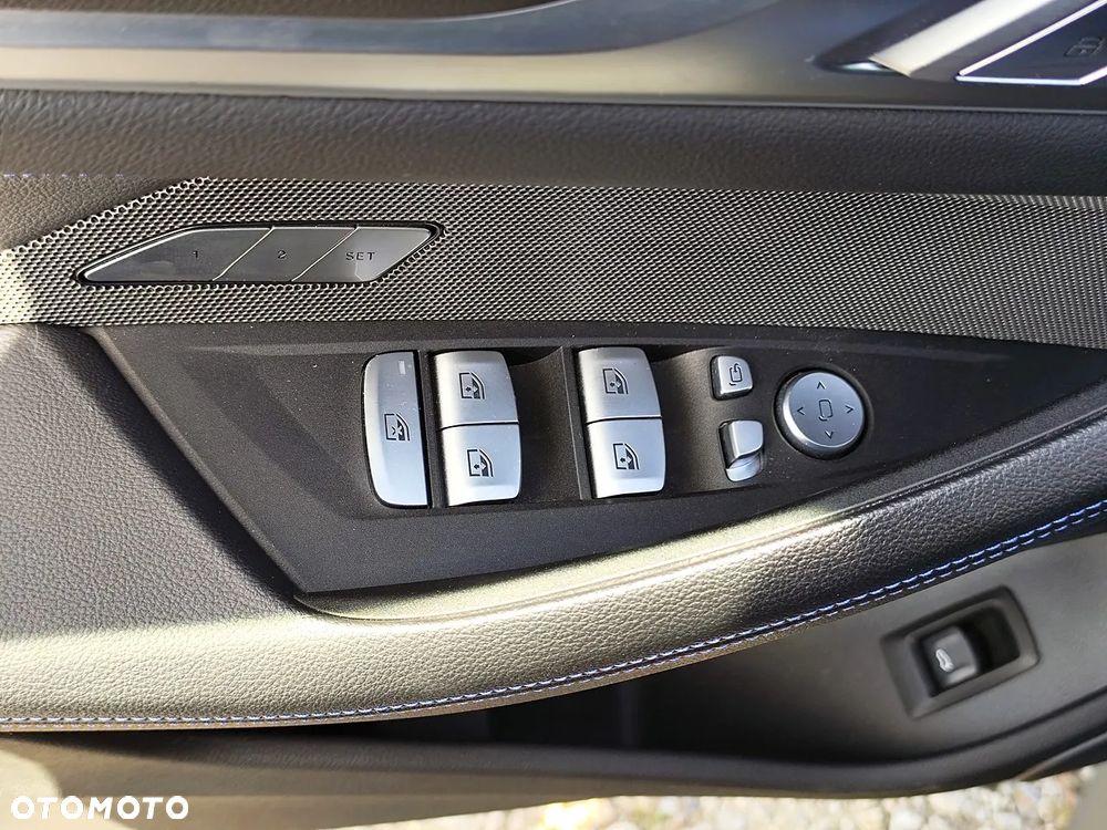BMW i4 83.9kWh M50 xDrive - 16