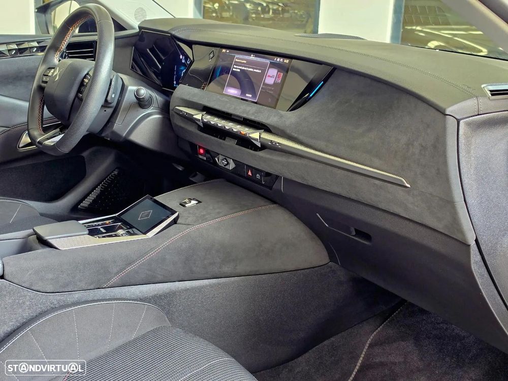DS DS4 E-TENSE 225 PERFORMANCE LINE+ - 31