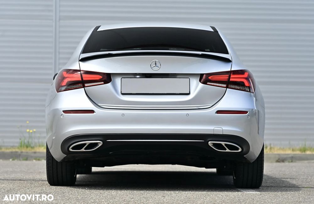 Mercedes-Benz A 200 d Sedan Edition 2021 - 9
