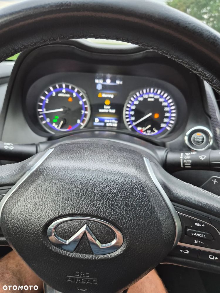 Infiniti Q60 2.0t Sport - 3